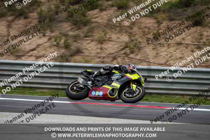 cadwell no limits trackday;cadwell park;cadwell park photographs;cadwell trackday photographs;enduro digital images;event digital images;eventdigitalimages;navarra;no limits trackdays;peter wileman photography;racing digital images;trackday digital images;trackday photos
